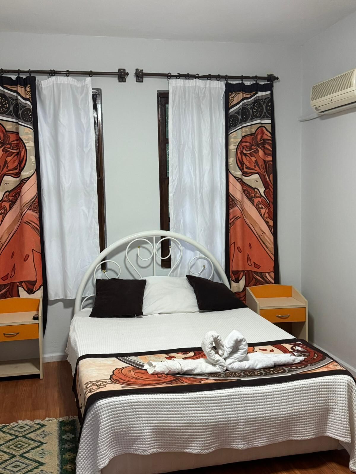 Economy Room, 1 Double Bed, Non Smoking, Mountain View