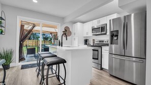 Private kitchen - Near Trail & Pier Crystal Beach Bungalow (Palm Harbor)