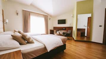 Deluxe Double Room, Balcony