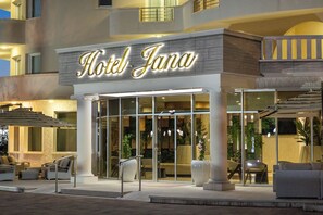 Front of property - Hotel Jana (Citluk)