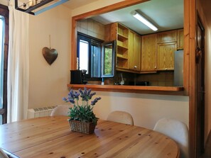 Dining - Vrbo Property (Pla de l'Ermita)