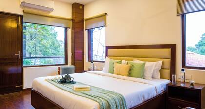 Alaya Stays Kasauli Woods Cottage 3 BHK