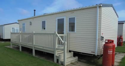 JG62 Coastfields, Peaceful 2-bedroom caravan in Ingoldmells