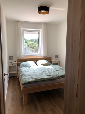 2 Schlafzimmer, Bügeleisen/Bügelbrett, WLAN