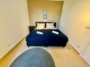 Apartamento | 2 dormitorios y espacio para trabajar con un portátil