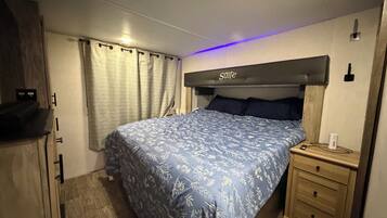 3 bedrooms, travel crib, free WiFi, bed sheets