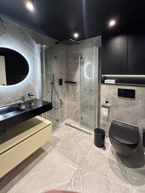 Bathroom - Cozy Escape House Next to Mountains & Lakes just in 35 min Zurich Center (Wangen)