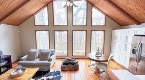Smart TV - Eremos – A Peaceful Browside Escape with Unforgettable Views (Mentone)