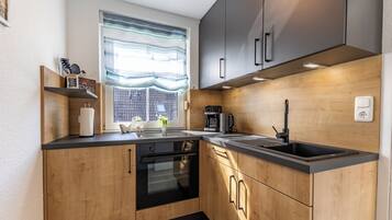 Oven, stovetop
