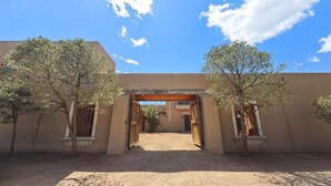 Exterior - Skylight Loft (Santa Fe)