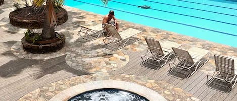 Piscine extérieure
