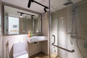 Bathroom - Central Saigon Apartment Selfcheckin (Ho Chi Minh)