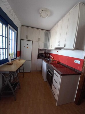Private kitchen - Vrbo Property (La Fabriquilla)