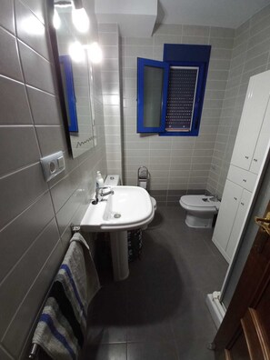 Bathroom - Vrbo Property (La Fabriquilla)
