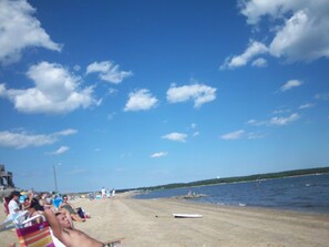 Beach - Fully Furnished home short walk to Swifts Beach (Wareham)