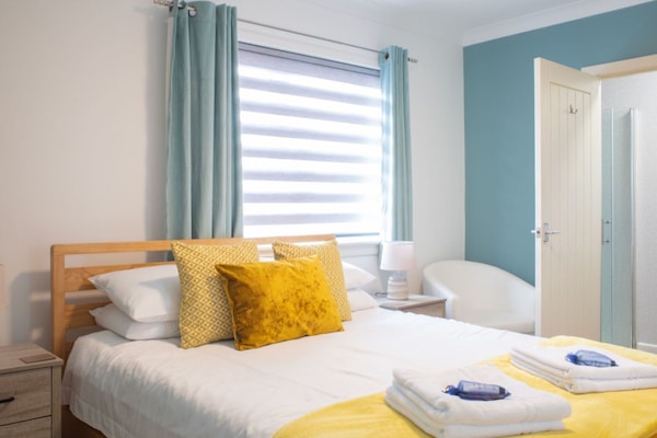 Meubles, Design Intérieur, Chambre, Lit, Bois, Sol, Drap De Lit, Linge, Sol, Literie