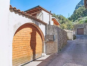 Property grounds - Lovely apartment for 4 people with A/C, WIFI, patio and panoramic view (Arco)