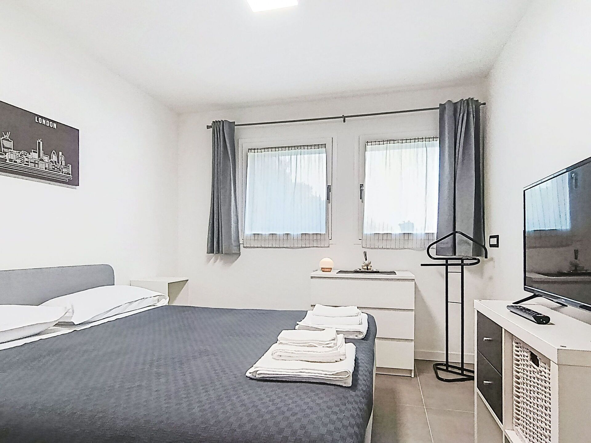 2 Schlafzimmer, Reisekinderbett, kostenloses WLAN, Bettwäsche