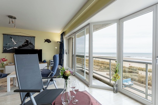 Möbel, Interior Design, Holz, Fussboden, Stuhl, Decke, Flooring, Zimmer, Tabelle, Meer