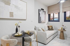 Living area - Vrbo Property (JERUSALEM)