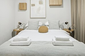 1 bedroom, desk, iron/ironing board, free WiFi - Design Apartment - Heart of Mahane Yehuda - (JERUSALEM)