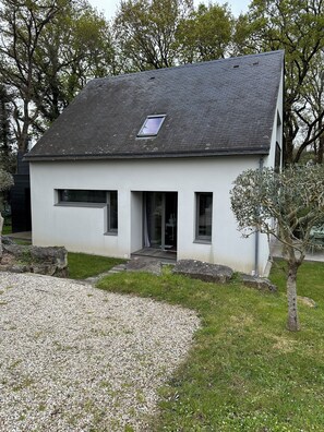 Exterior - Vrbo Property (Le hezo)