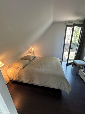 Room - Vrbo Property (Le hezo)