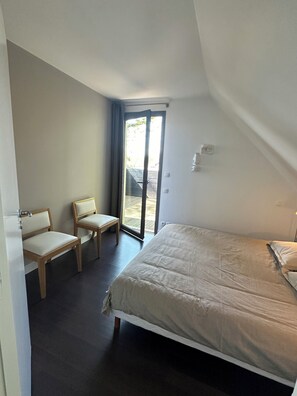 3 chambres, bureau, fer et planche Ă repasser, Wi-Fi gratuit