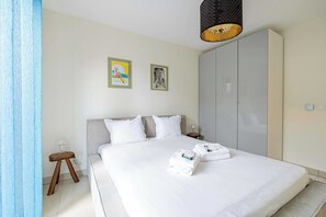 Apartment - Spacious Apartment a/c 1br/4p - With Pool (Cannes)
