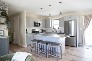 Private kitchen - Heron's Haven - Quiet Cottage in Camden w/ Hot Tub (Camden)