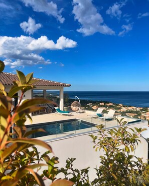 Pool - Villa Wonderfull sea view (Sari-Solenzara)