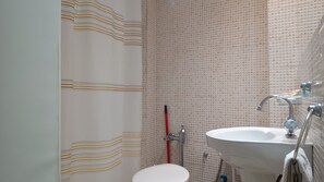 Bathroom - Vrbo Property (Rio de Janeiro)