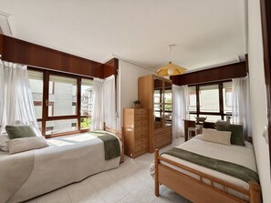 2 bedrooms, iron/ironing board, bed sheets - Salceda Apartment - 6901 (Noja)