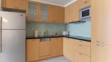 Luxury Twin Room, City View | Dapur peribadi