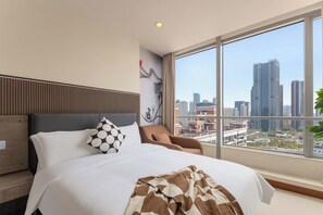 Quarto duplo panorâmico, vista para a cidade | Vista do quarto