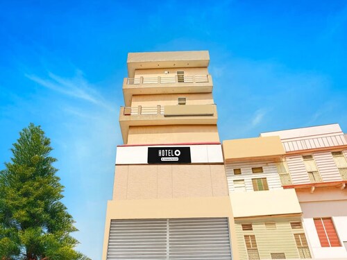 Super Hotel O Kesarganj Suman Palace