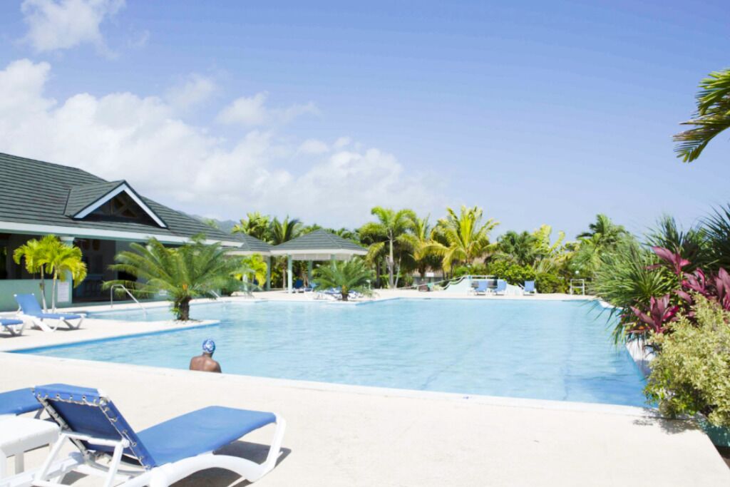 Piscine extérieure