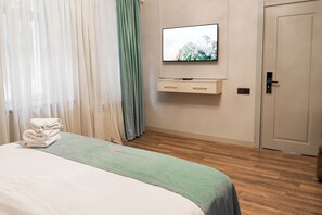 Doppelzimmer | Zimmersafe, Verdunkelungsvorhänge, schallisolierte Zimmer