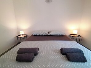 2 bedrooms, iron/ironing board, free WiFi, bed sheets - Holiday home nearby the sea (Banjole)