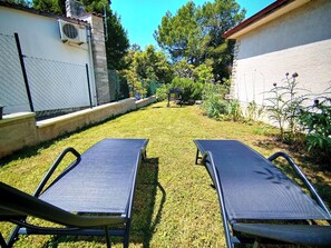 Outdoor dining - Holiday home nearby the sea (Banjole)