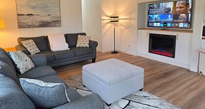 Barryton Lost Lake Hot Tub Dog Friendly