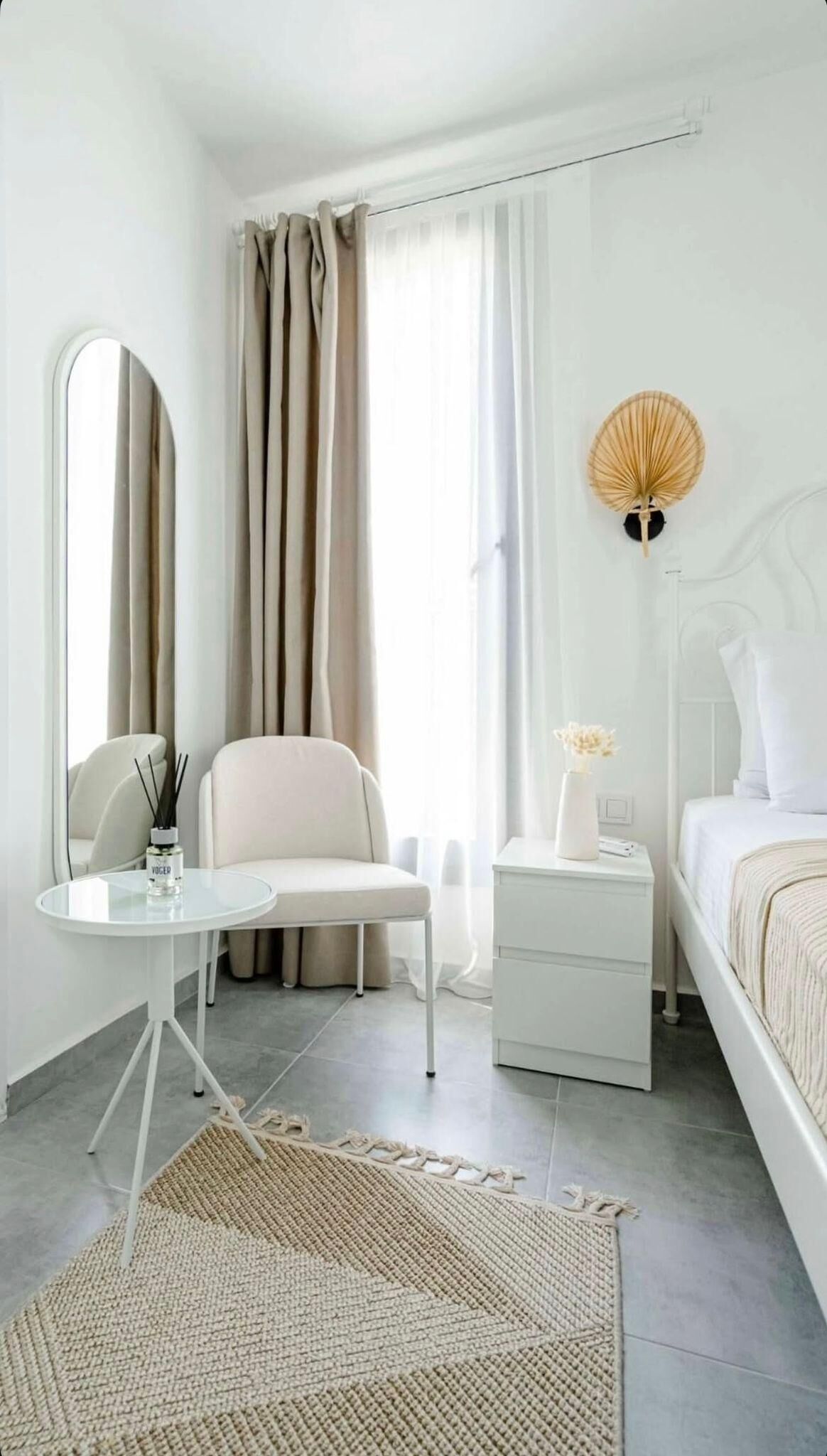 Quarto casal superior, vista para o jardim