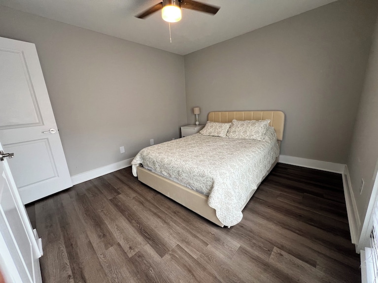 Cozy 1-bedroom Apartment In Beautiful Virginia Beach With Ac - Virginia Beach, VA