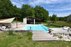 Pool - Vrbo Property (Masquières)