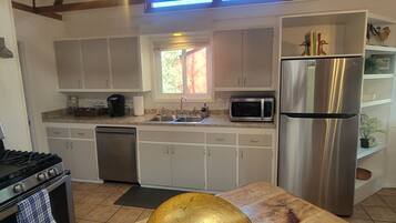 Microwave, oven, stovetop, dishwasher