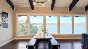 House, Multiple Beds, Patio (Wide Sky Chateau) | Dining