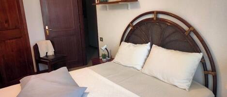 2 chambres, accès Internet, draps fournis