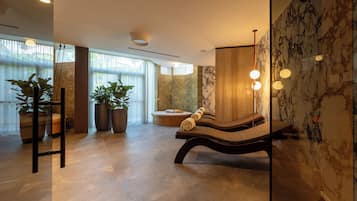 Couples treatment room(s), sauna, steam room, Turkish bath/hammam