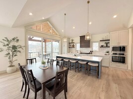 Casa, varias camas, bañera de hidromasaje (The Blue Sapphire) | Restauración