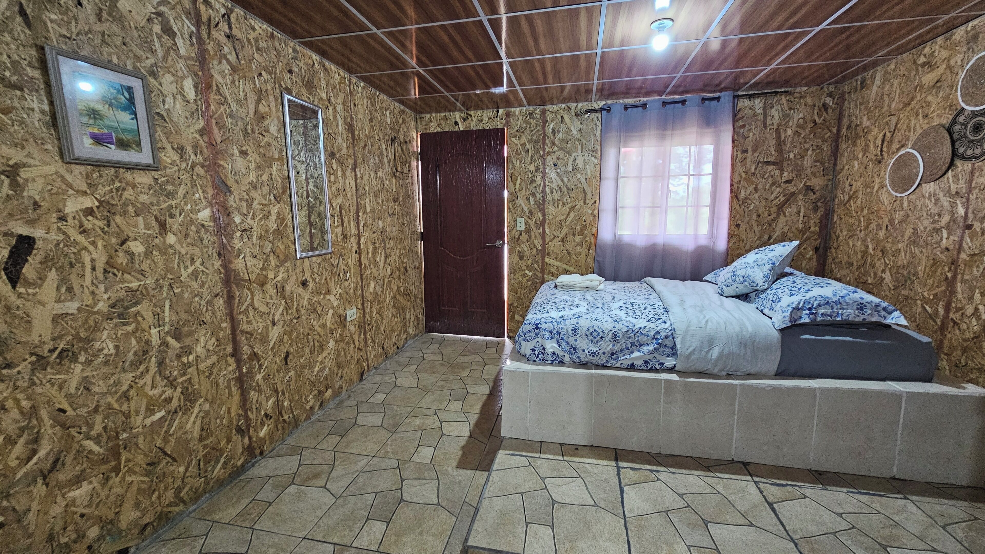 3 bedrooms, WiFi, bed sheets